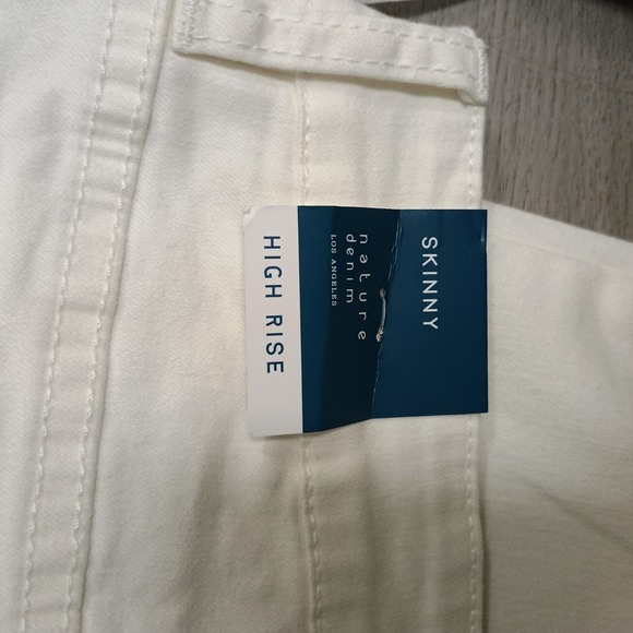 Nature Denim High Rise White Distressed Skinny Jeans Size 7/27 - Picture 7 of 8